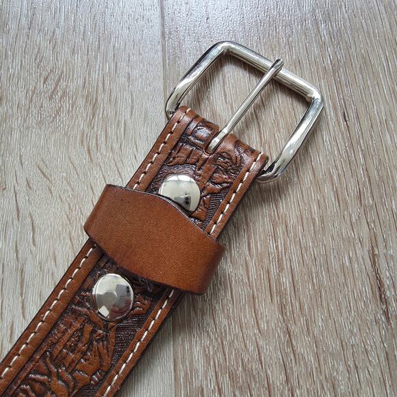 Brenneman's Men's Brown Leather Scenic Horse Embossed Belt sz 36 Avant Garde - Picture 2 of 10